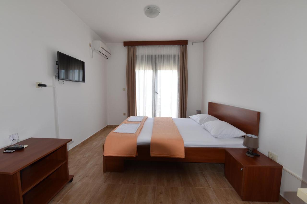 Studio Apartments 6 Palmi บุดวา ภายนอก รูปภาพ
