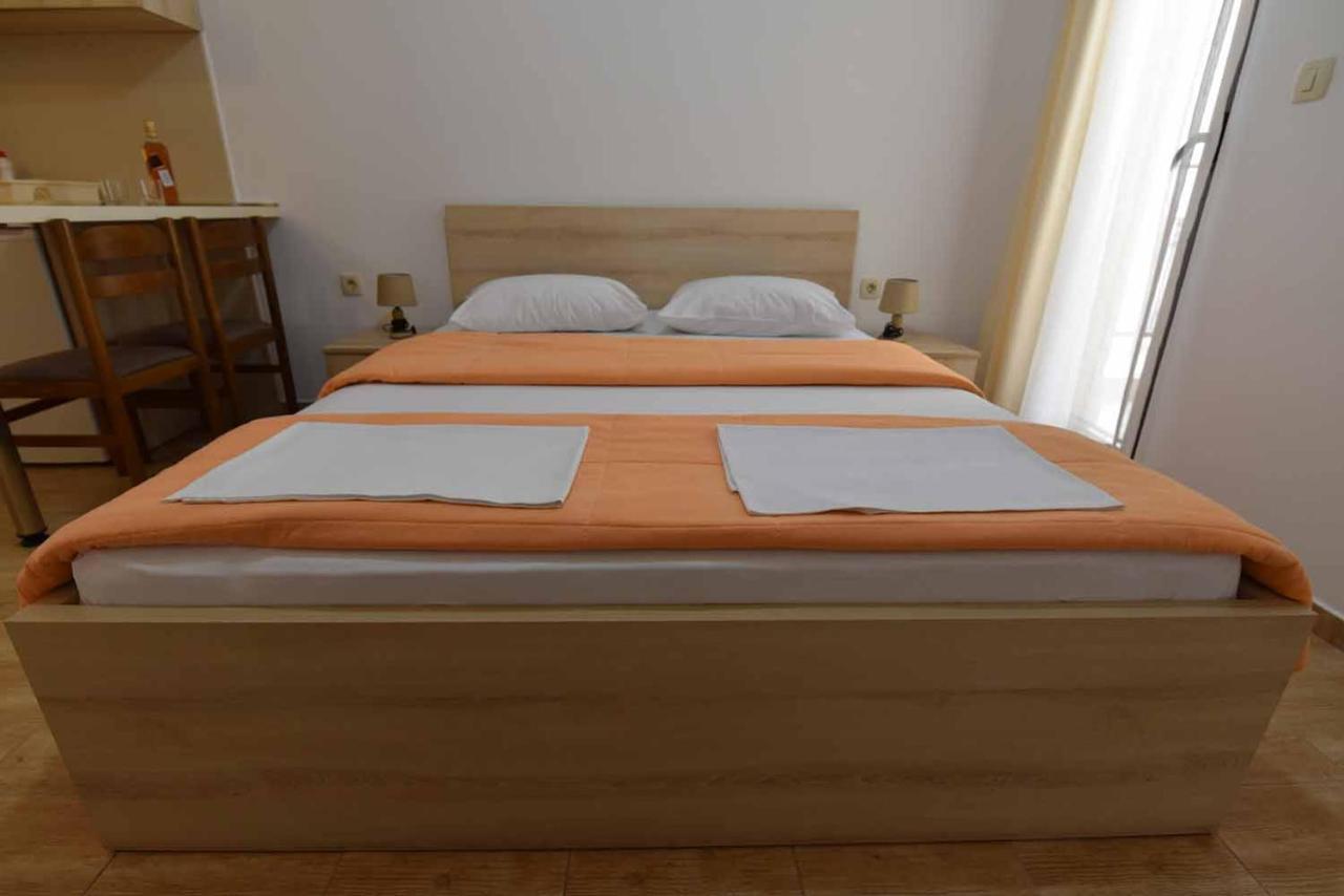 Studio Apartments 6 Palmi บุดวา ภายนอก รูปภาพ
