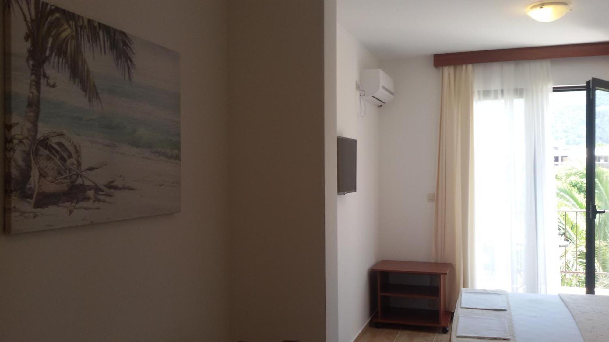 Studio Apartments 6 Palmi บุดวา ภายนอก รูปภาพ