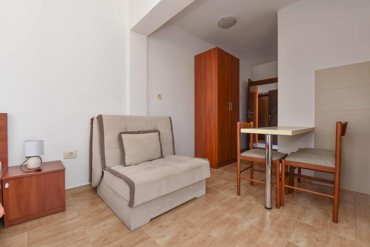 Studio Apartments 6 Palmi บุดวา ภายนอก รูปภาพ