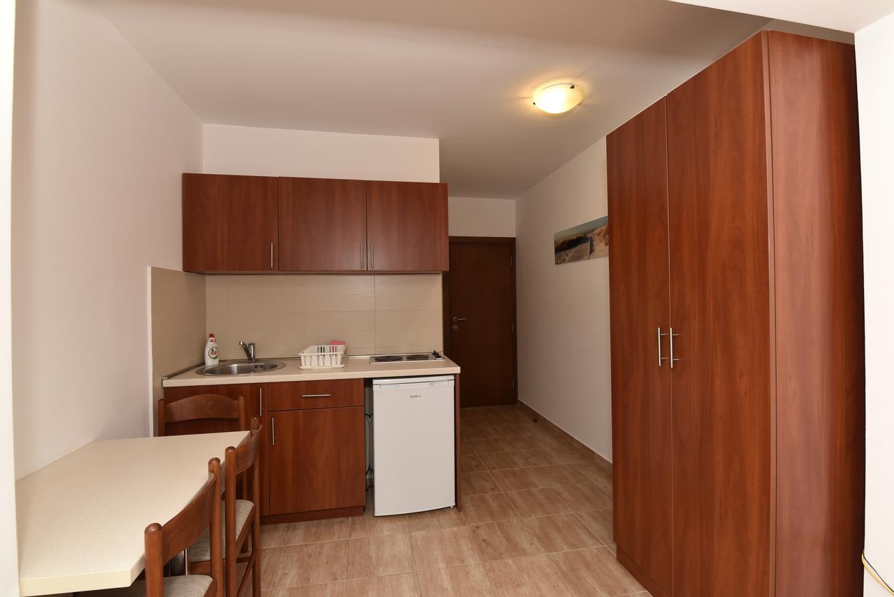 Studio Apartments 6 Palmi บุดวา ภายนอก รูปภาพ