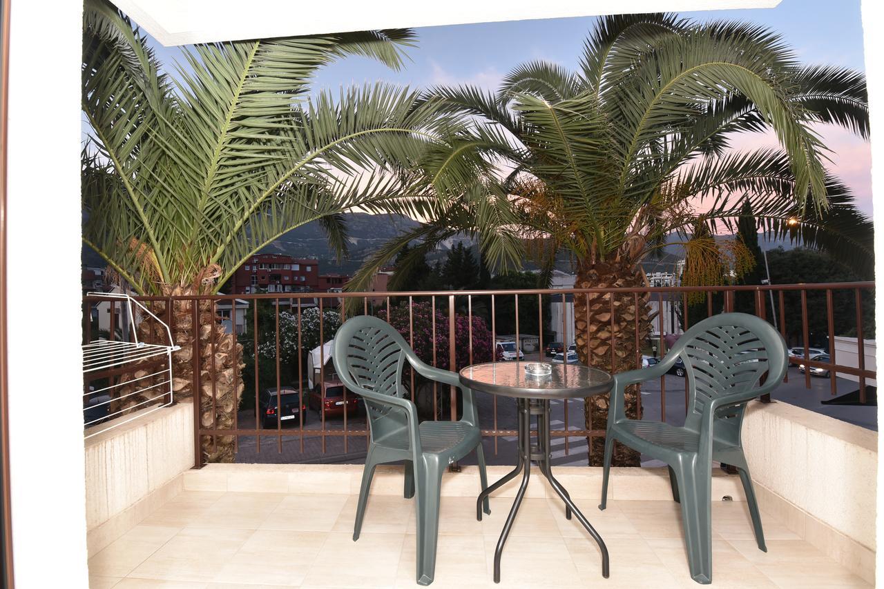 Studio Apartments 6 Palmi บุดวา ภายนอก รูปภาพ